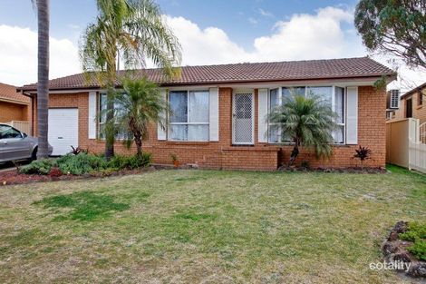 18 Evelyn St, Macquarie Fields, NSW 2564