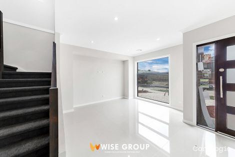 Property photo of 20 Cottongrass Avenue Clyde North VIC 3978