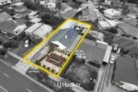 Property photo of 75 Tristania Street Doveton VIC 3177