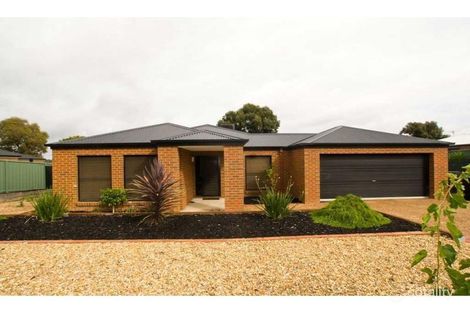 5 Marita Dr, Maiden Gully, VIC 3551