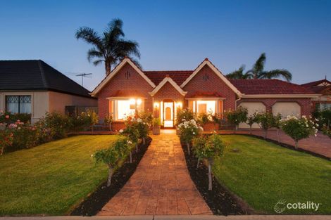 2 Wychwood Ct, Findon, SA 5023