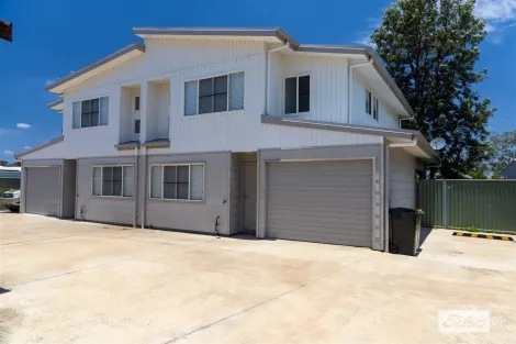 Property photo of 2/70 Marian Street Miles QLD 4415