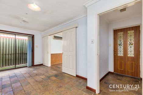 Property photo of 8 Willowmead Way Kelmscott WA 6111