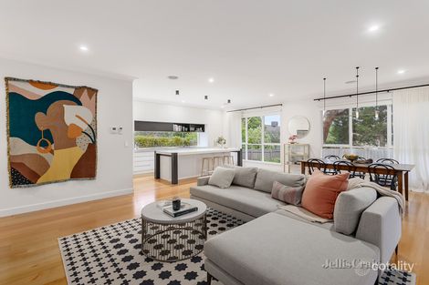 Property photo of 10 Echuca Road Greensborough VIC 3088