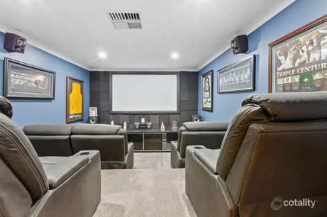 Property photo of 10 Otunic Way Madeley WA 6065