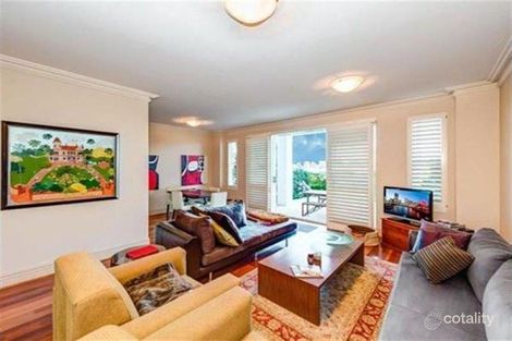 Property photo of 17 Jacaranda Drive Cabarita NSW 2137