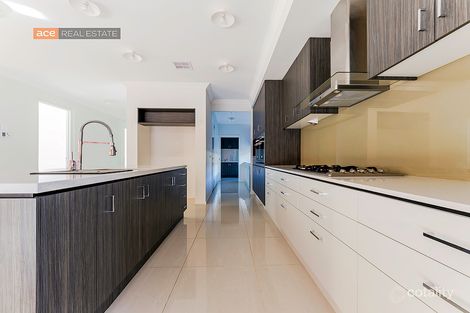 Property photo of 8 Pollux Drive Williams Landing VIC 3027