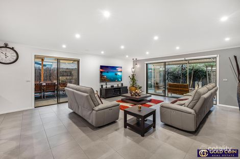 Property photo of 21 Lily Way Skye VIC 3977