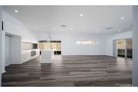 51 Castlereagh St, Tahmoor, NSW 2573