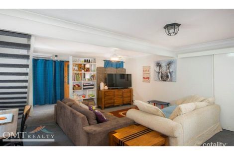 Property photo of 1/6 Peverell Street Hillcrest QLD 4118