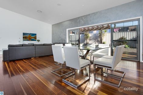 Property photo of 18 Hayman Crescent Shell Cove NSW 2529