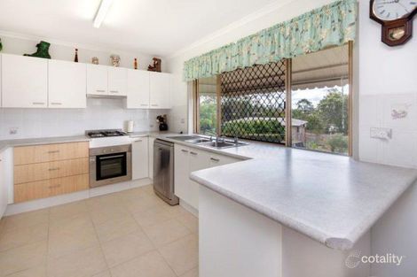 Property photo of 2 Woonga Court Southside QLD 4570