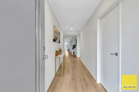 Property photo of 40 Cassinia Circuit Tarneit VIC 3029