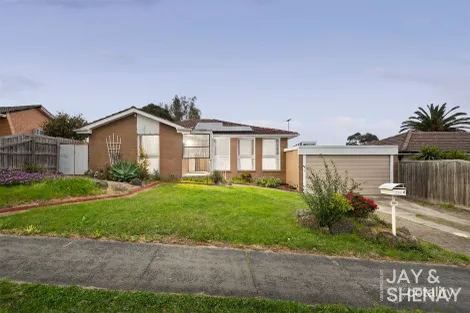 6 Isaac Smith Cres, Endeavour Hills, VIC 3802