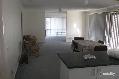 Property photo of 25 The Boulevard Gisborne VIC 3437