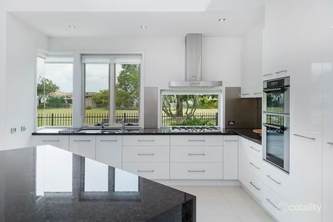 Property photo of 2536 Gracemere Circuit West Hope Island QLD 4212