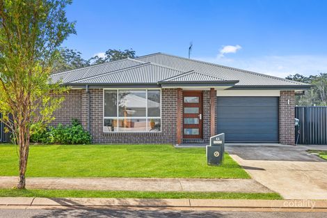 4a Seminar St, Thrumster, NSW 2444