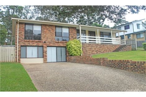 Property photo of 73 Karoola Crescent Surfside NSW 2536