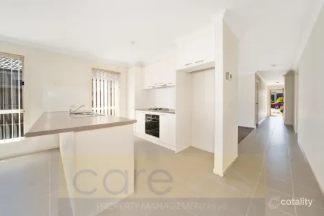 Property photo of 61 Tobin Way Lyndhurst VIC 3975