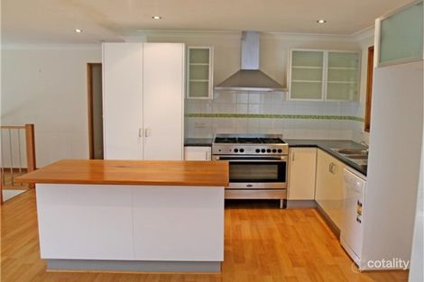 Property photo of 73 Karoola Crescent Surfside NSW 2536