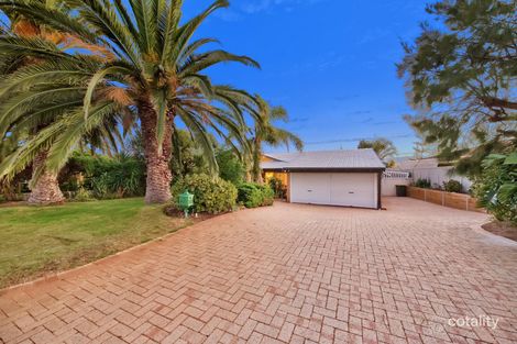 Property photo of 4 Empress Court Ocean Reef WA 6027