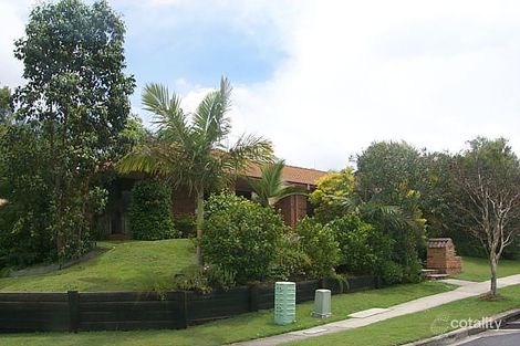 83 Cadogan St, Carindale, QLD 4152