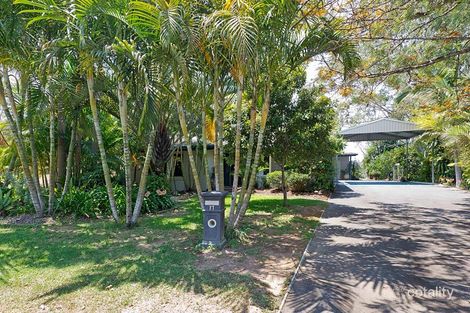Property photo of 17 Omeo Grove Karana Downs QLD 4306