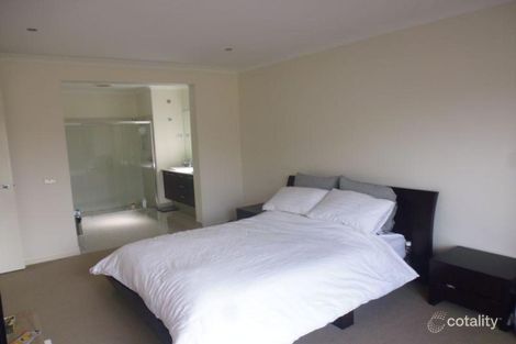 Property photo of 6 Upton Circle Derrimut VIC 3026