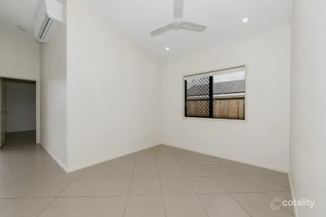 Property photo of 38 Batiki Circuit Burdell QLD 4818