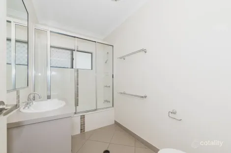 Property photo of 38 Batiki Circuit Burdell QLD 4818