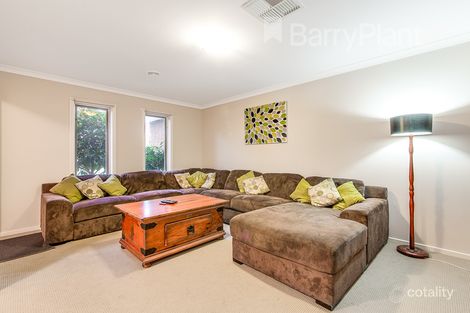 Property photo of 12 Westwood Road Cranbourne East VIC 3977