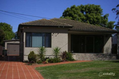 8 Highfield Rd, Guildford, NSW 2161