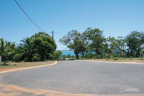 Property photo of 13 Cassia Close Stanage QLD 4702