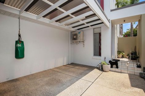 Property photo of 3084 Quay South Drive Carrara QLD 4211