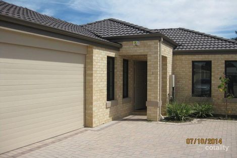 2/208 Wharf St, Queens Park, WA 6107