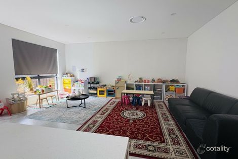 Property photo of 2 Croton Place Macquarie Fields NSW 2564
