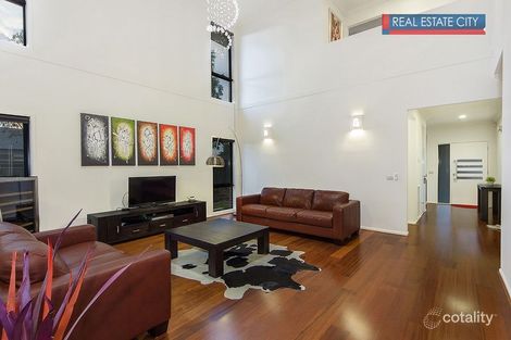 Property photo of 1 Daymar Circuit Craigieburn VIC 3064