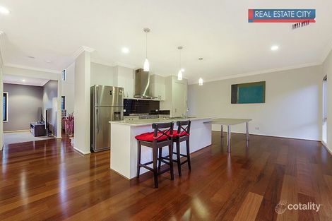 Property photo of 1 Daymar Circuit Craigieburn VIC 3064