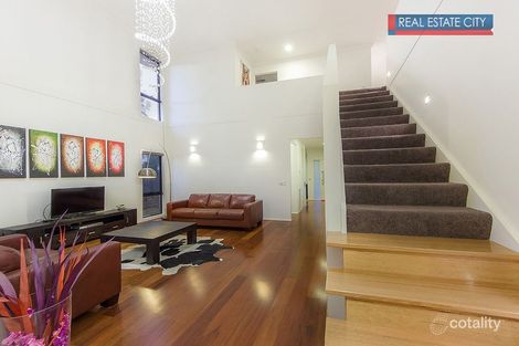 Property photo of 1 Daymar Circuit Craigieburn VIC 3064