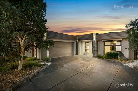 Property photo of 18 Sneddon Drive Narre Warren South VIC 3805