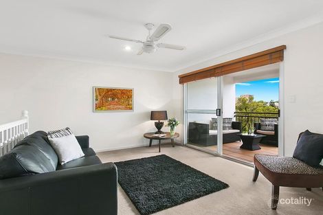 51 Manchester Tce, Indooroopilly, QLD 4068