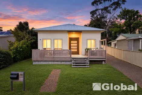 10 Brougham Ave, Fennell Bay, NSW 2283