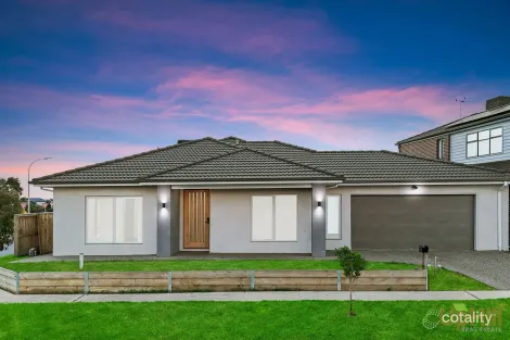 1 Gecko Cres, Clyde North, VIC 3978