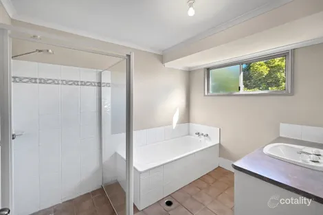 Property photo of 4 Turnberry Court Nambour QLD 4560