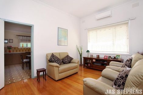 Property photo of 11 Fitzroy Street Footscray VIC 3011