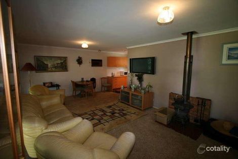 Property photo of 73 North Road Lower Beechmont QLD 4211