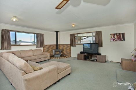 Property photo of 60 Maryland Drive Maryland NSW 2287