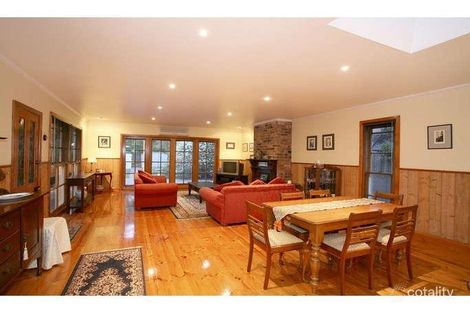 Property photo of 32 Fairlie Street Yarraville VIC 3013