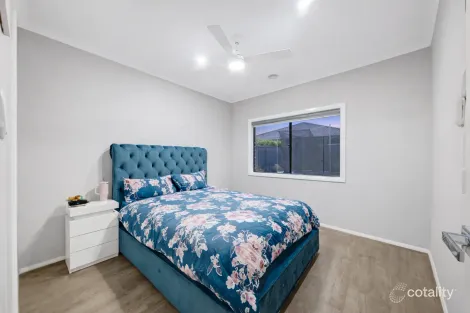 Property photo of 65 Oldbridge Boulevard Weir Views VIC 3338