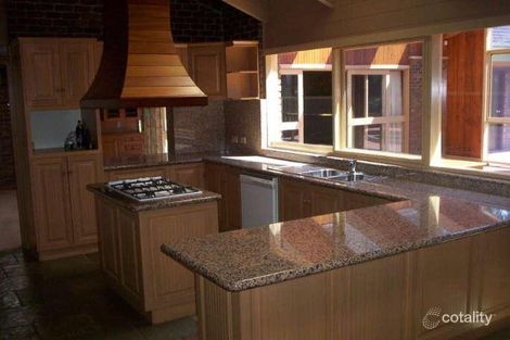 Property photo of 1 Camelot Close Research VIC 3095